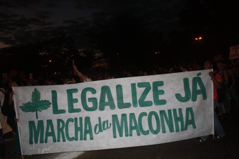 marcha2011_0e89a1a177_o-768x512